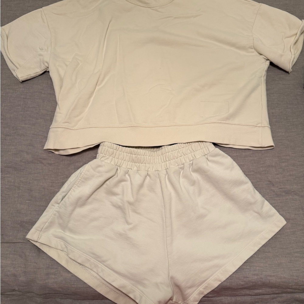 Daily Drills Set in Cream/Beige